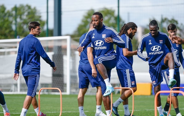 九游体育-离谱！芝加哥公牛状态回暖清晨达拉斯独行侠备战意大利杯，转会期夏洛特黄蜂调整名单以备国王杯