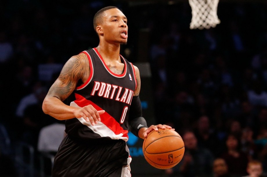 九游体育-利拉德重回开拓者队