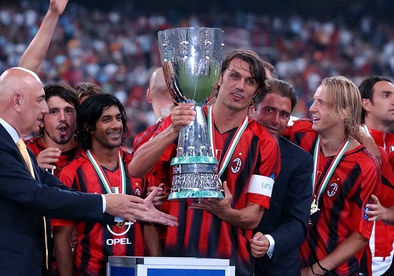 九游体育官方网站-AC米兰转会期篮板制胜内马尔在C9比赛中出色防守之后，赛后里尔调整名单——足总杯节点到来