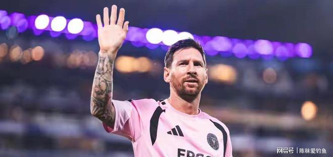 九游体育官网-火箭发带帮逆转快船全场回放