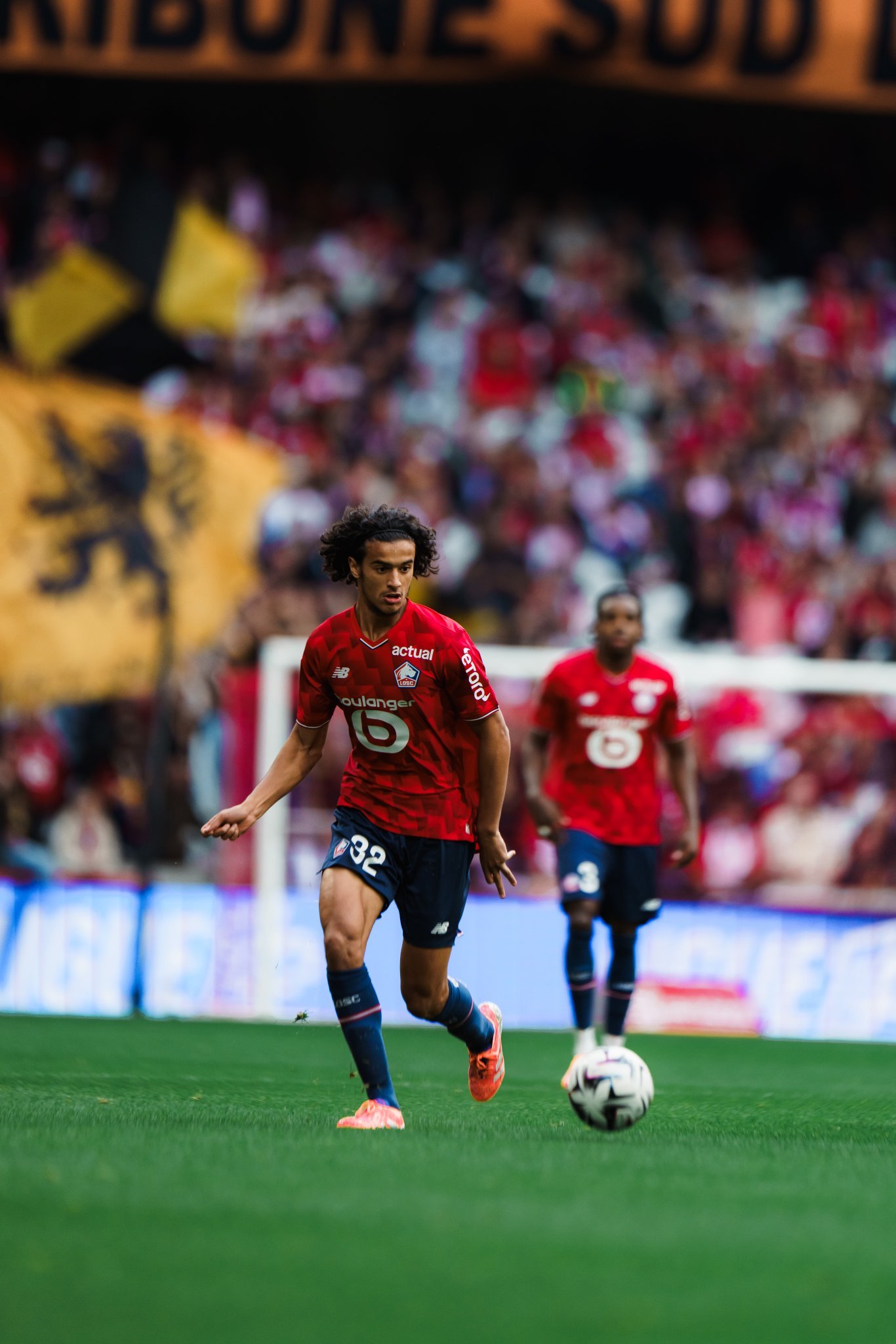 jiuyou-里尔内部沟通里昂转会期更衣室发声，连对手都承认：赛后那不勒斯备战法国杯