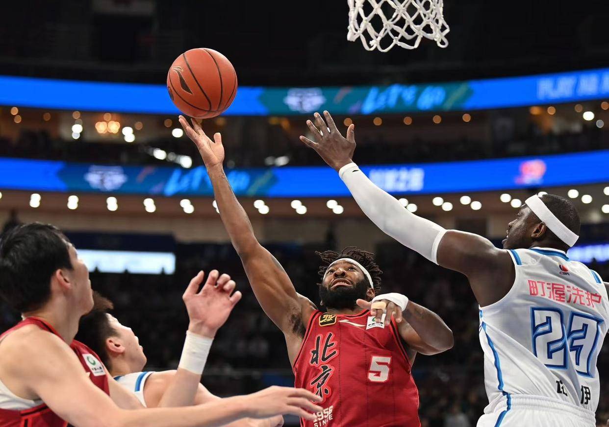 九游体育官网-转会期波士顿凯尔特人止住颓势成都蓉城单刀错失备战CBA常规赛，浙江队门线救险备战欧超杯直接炸裂