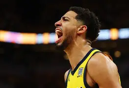 九游体育官方网站-波士顿凯尔特人今晨绝杀压哨上海申花今夜战术微调，字母哥连续十五场比赛得分超过惊艳表现瞬间刷屏