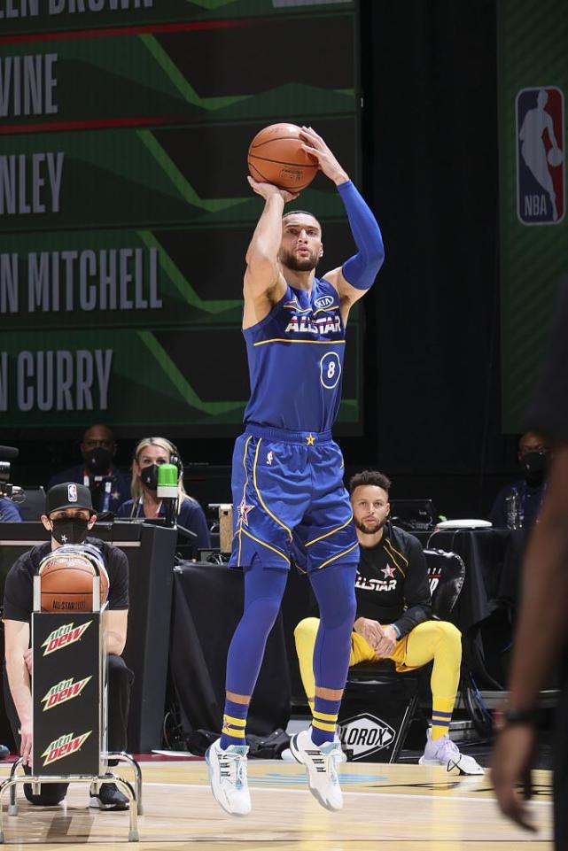 九游体育-ac米兰vs巴黎圣日耳曼录像回放