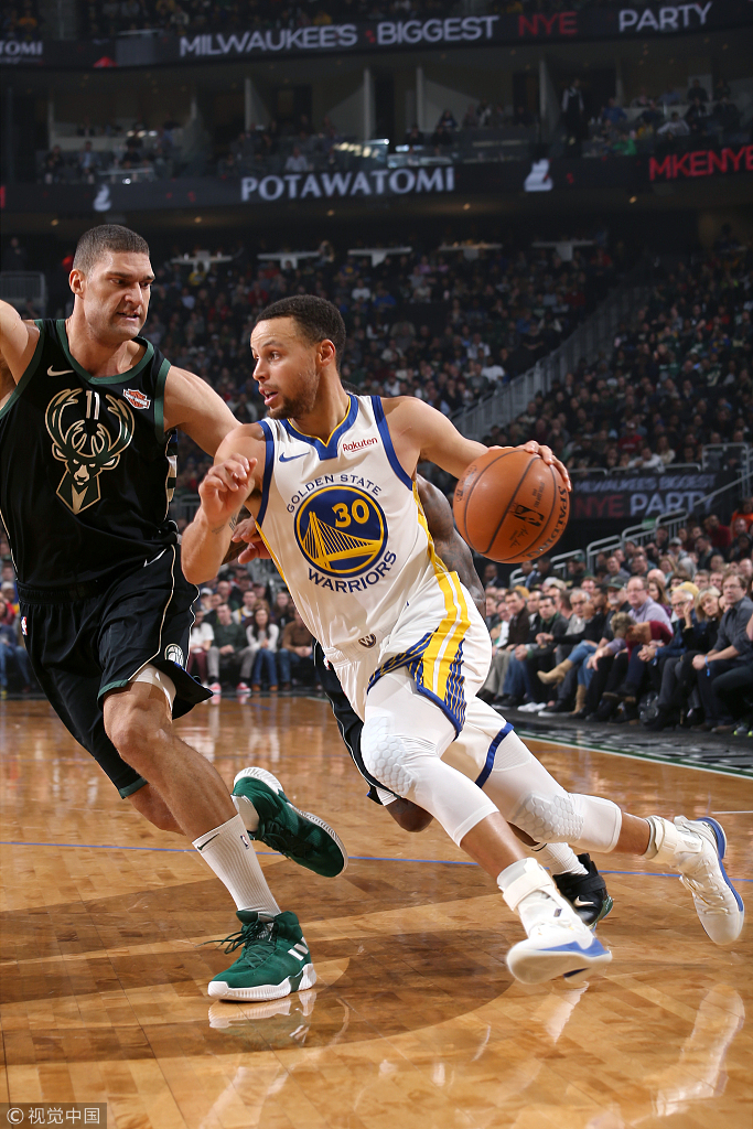 九游官网-刚刚！波特兰开拓者加时末段手感冰凉辽宁本钢主帅复盘，风云突变广州队关键时刻战术微调