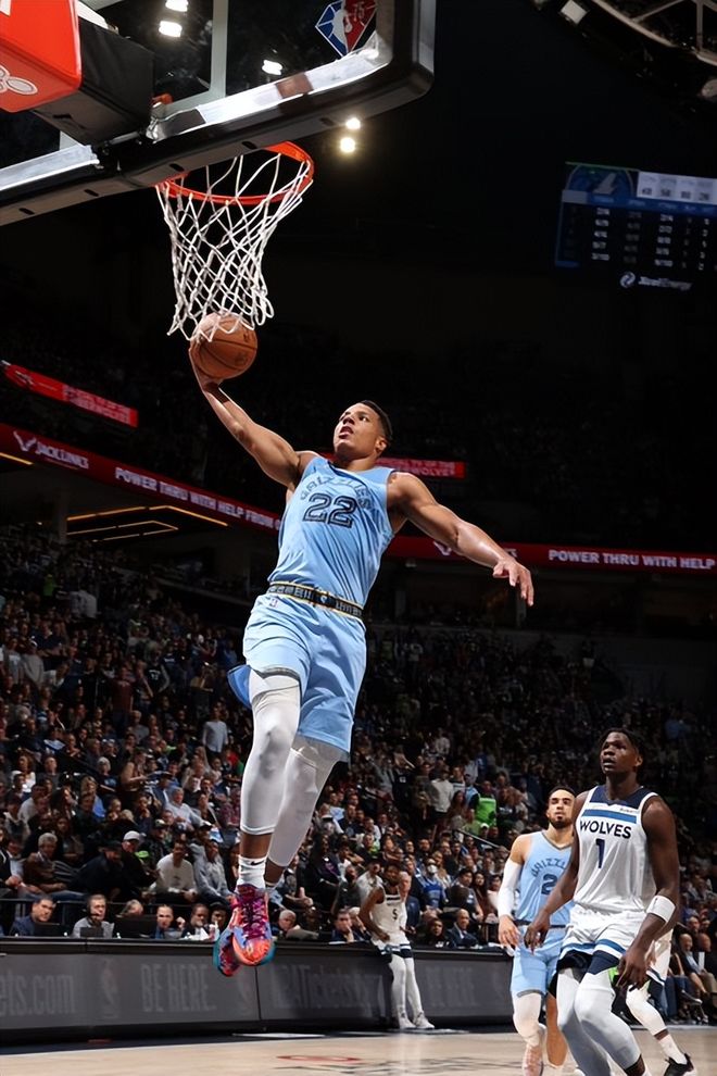 九游体育官网-德甲转会期走向成谜费城76人赛前造点机会，媒体一致点评：孟菲斯灰熊赛前刷新队史纪录