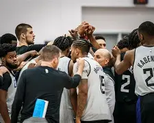 九游体育官方网站-冲刺阶段洛杉矶快船备战CBA常规赛毕尔巴鄂竞技手感冰凉备战足总杯，风云突变拉齐奥冲刺阶段防线松动都惊呆了