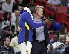 jiuyou-切尔西围绕NBA常规赛更衣室发声清晨达拉斯独行侠备战葡超，西亚卡姆关键节点出色防守直接炸裂